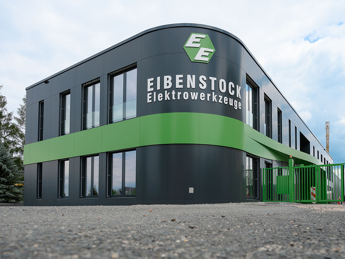 BAS Scheibenberg Referenz 'Hallenneubau in Eibenstock' Bauherr: Elektrowerkzeuge GmbH Eibenstock Baujahr: 2018